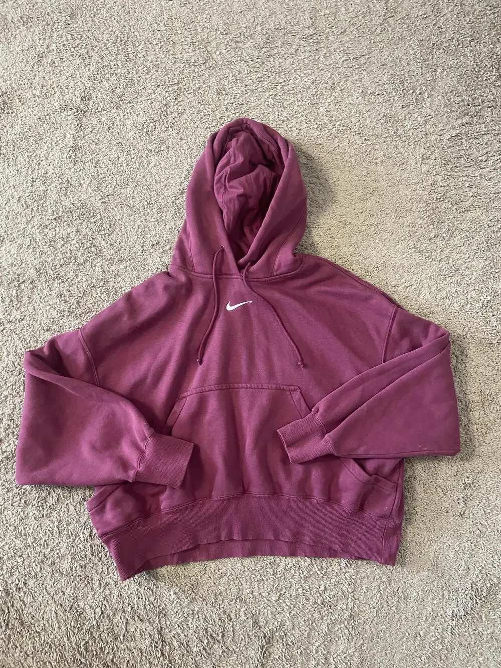 Nike Hoodie Womens Small Purple Fleece Pullover Swoosh Embroidered Cropped Fit